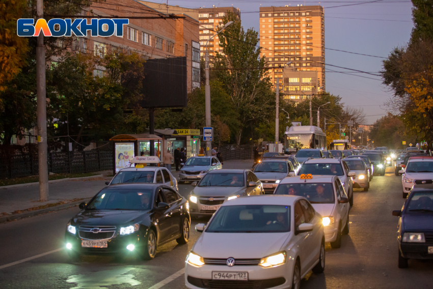 Новые автомобили в Ростове подешевели до 22% за год