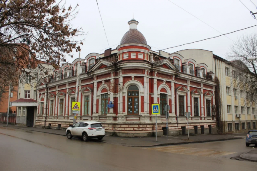 В Ростове нашли подрядчика для реставрации двух исторических зданий за 28,8 млн рублей