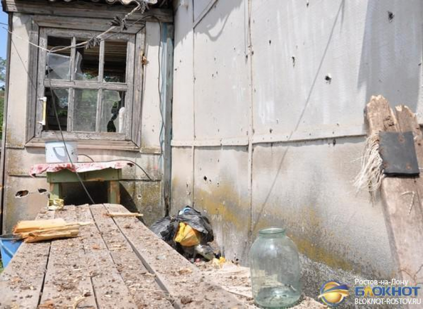 Приграничный Донецк после украинского обстрела: фоторепортаж