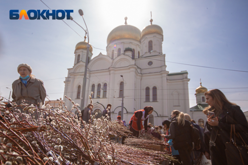 В Ростове праздничные богослужения пройдут в 55 православных храмах 