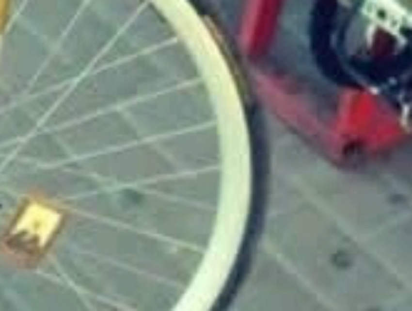 Обвешанный иконами-оберегами велосипед возмутил жителей Ростова