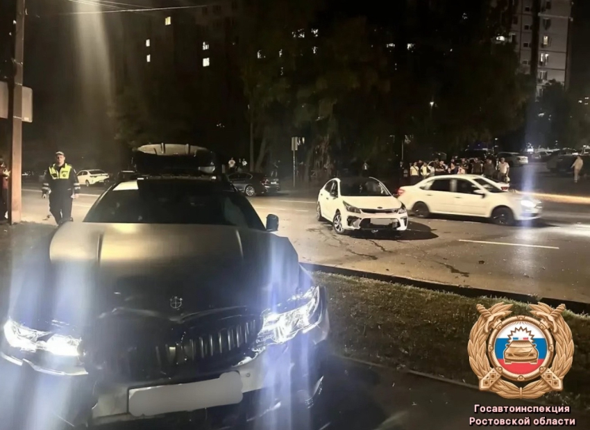 В Ростове на Лелюшенко «Киа» влетела в «БМВ» — пострадали двое подростков