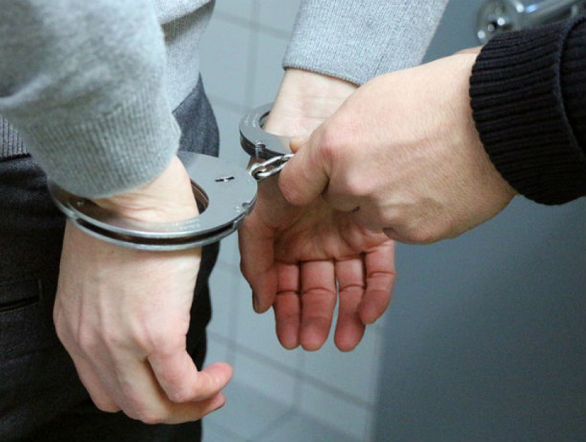 Закладчика наркотиков приговорили к 10 годам «строгача» в Ростове