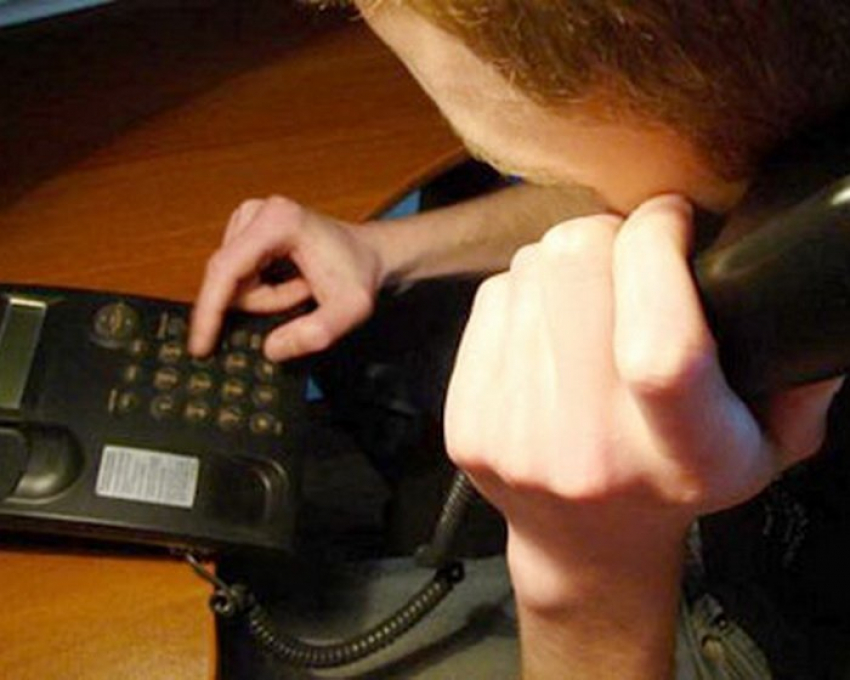 В Новочеркасске школьника приговорили к 100 часам работ за ложное сообщение о заминировании