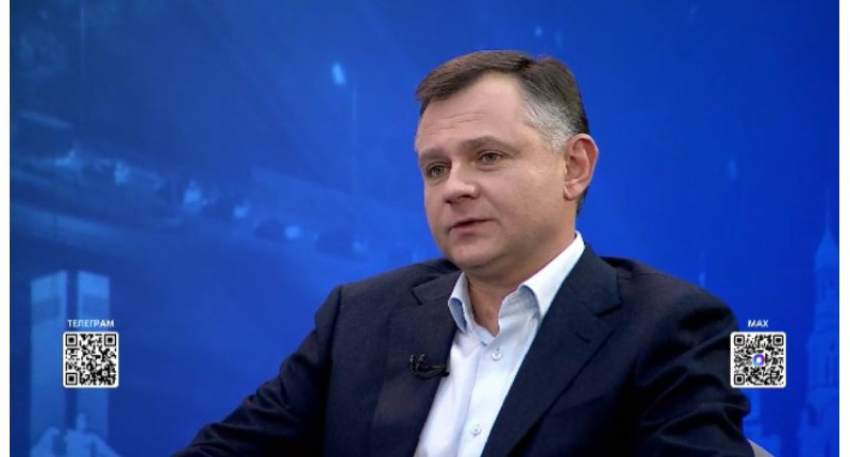 В Ростове из 900 автобусов на линию выходят лишь 500 из-за дефицита водителей 