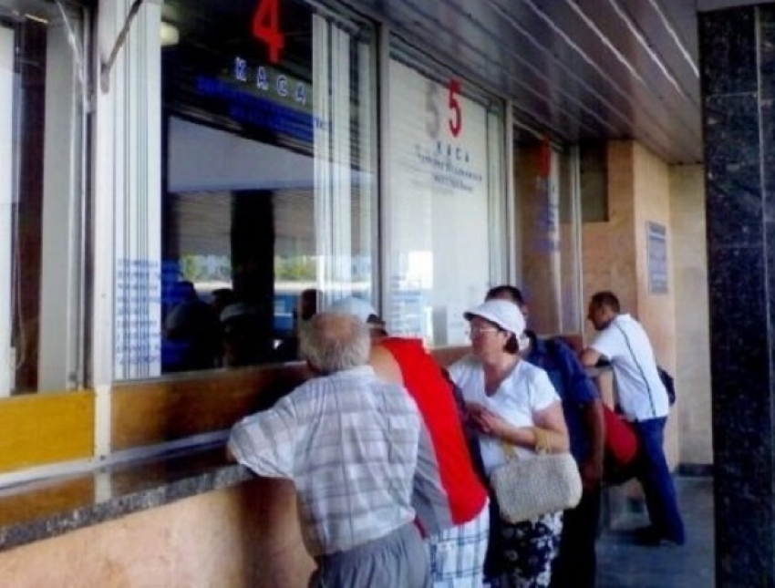 Автовокзалы Ростовской области накажут за поборы при бронированиии билетов