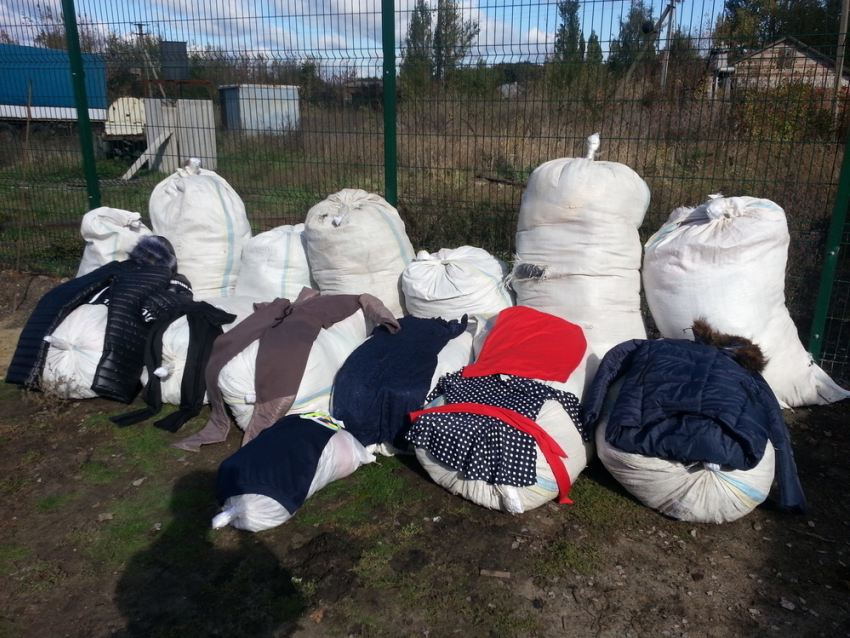 Челноки-контрабандисты с 14-ю мешками одежды задержаны под Ростовом 