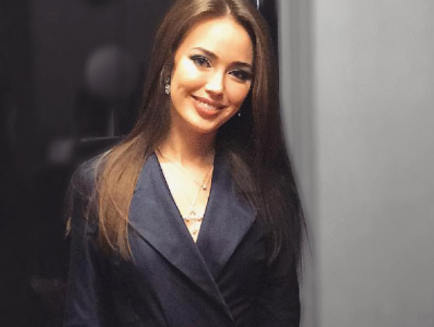 Ростовчанка Анастасия Костенко похвасталась дорогущим подарком от неопределившегося Тарасова