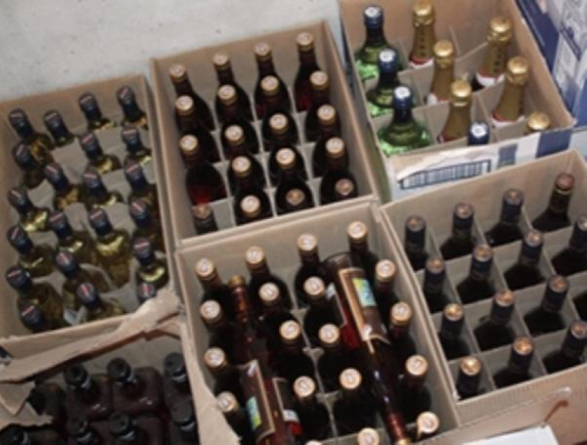 Из незаконного оборота изъяли 11 литров алкоголя в Ленинском районе Ростова