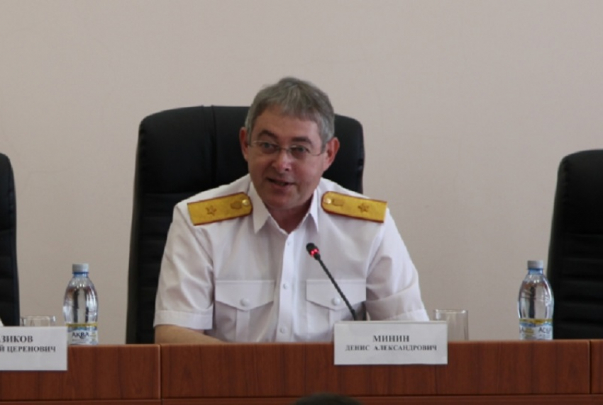 Вступил в силу приговор в 8 лет колонии ростовскому адвокату и генералу в отставке Денису Минину