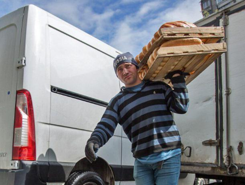 В Ростовской области изъяли из продажи 226 кг некачественного хлеба