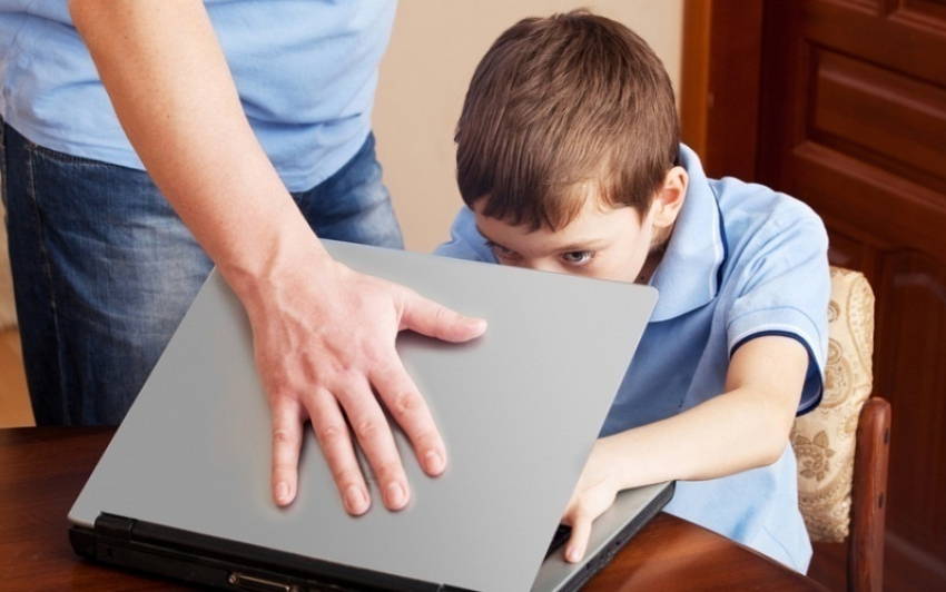 В три тысячи рублей оценил мужчина секс с ребенком из Новочеркасска 