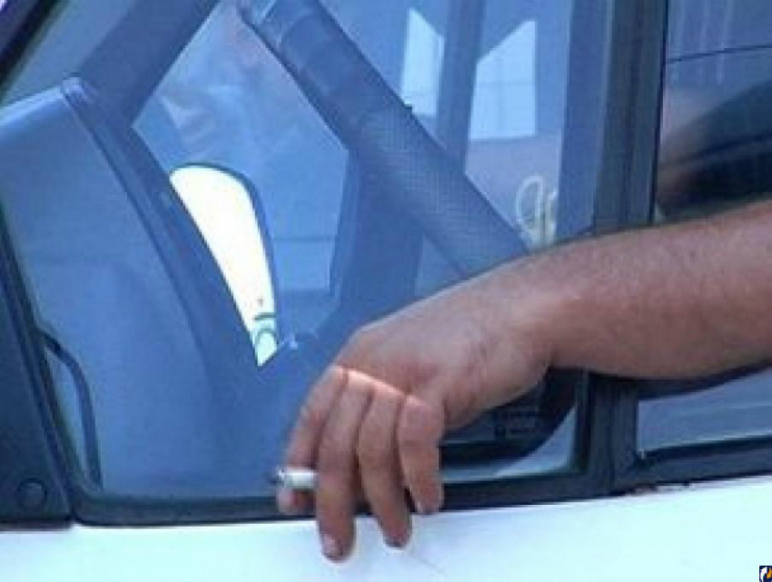 Табачные «выхлопы» водителей маршруток нервируют и ухудшают самочувствие жителей Ростова