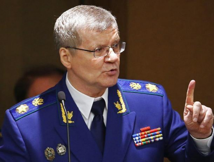 В Ростов приедет генеральный прокурор России обсудить мусорную реформу
