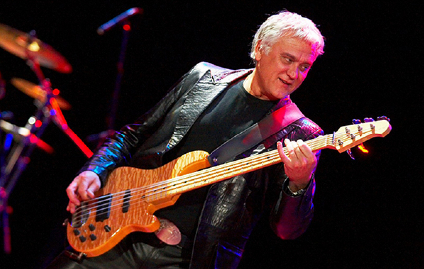 С Днем Победы ростовчан поздравит Александр Маршал