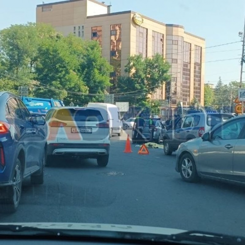 В Ростове-на-Дону велосипедист погиб под колесами грузовика 