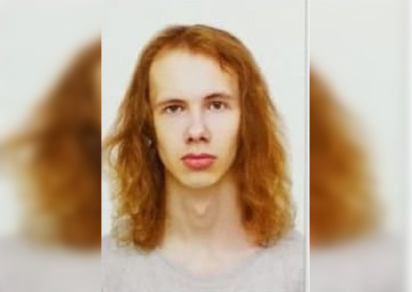 В Ростове-на-Дону разыскивают 15-летнего юношу с длинными волосами