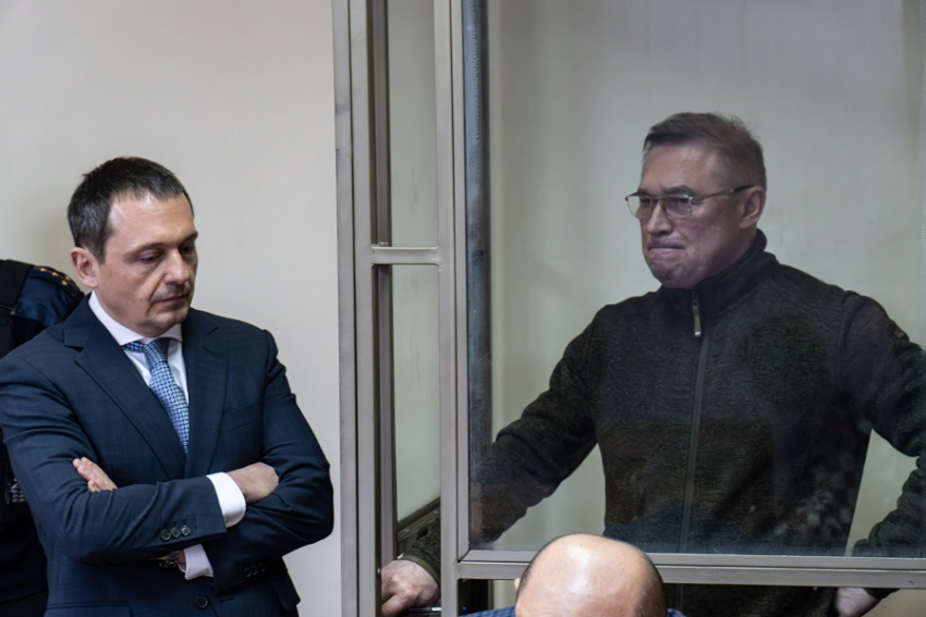 Экс-замгубернатора Виктора Гончарова не отпустили из-под стражи
