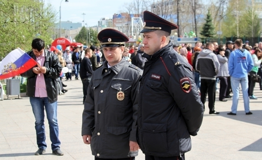 В День защитника Отечества ростовчан будут охранять полицейские, дружинники и казаки