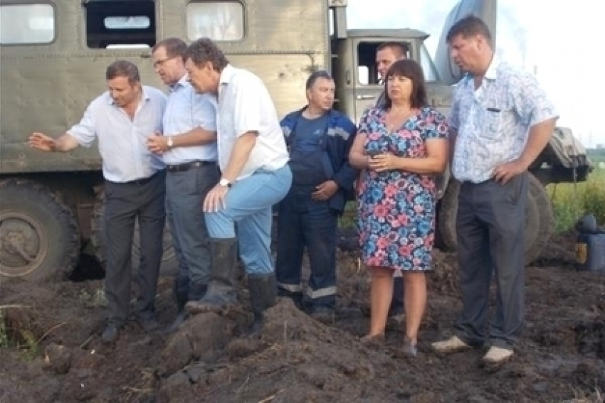 Крупнейшую аварию на водоводе в Новочеркасске устранили спустя двое суток