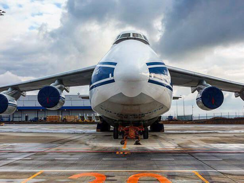 В международном аэропорту Ростова «Платов» приземлился первый Ан-124-100 «Руслан»