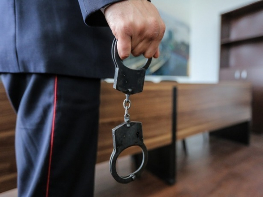 Заботливый полицейский из Ростовской области помог бизнесмену, а тот «упек» его за решетку