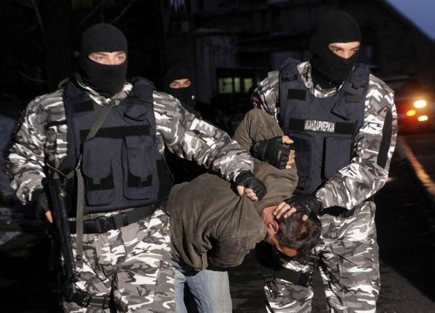 Группу террористов, готовивших мощный взрыв, задержали в Ростове