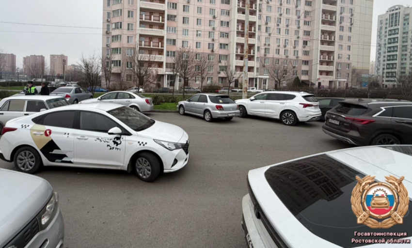 Семилетнюю девочку сбил в Ростове Hyundai Solaris