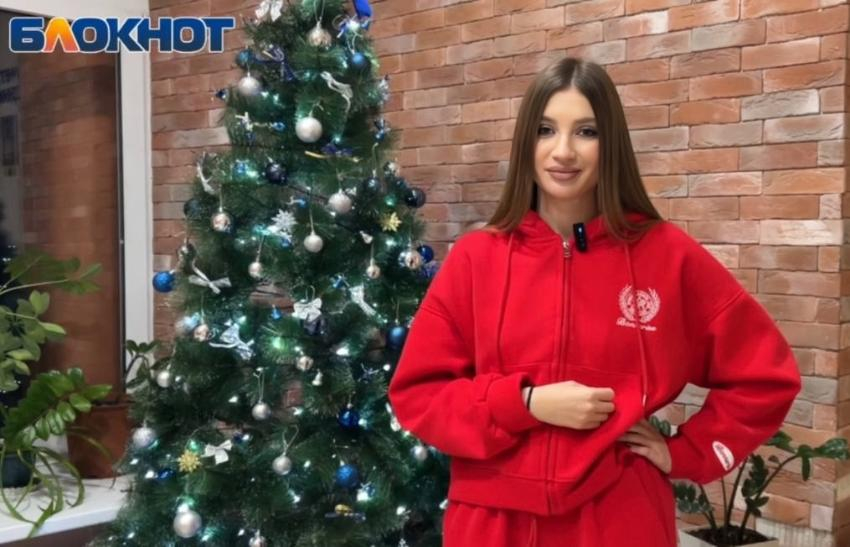 Искусственная или настоящая: ростовчане рассказали о своих предпочтениях при выборе елки