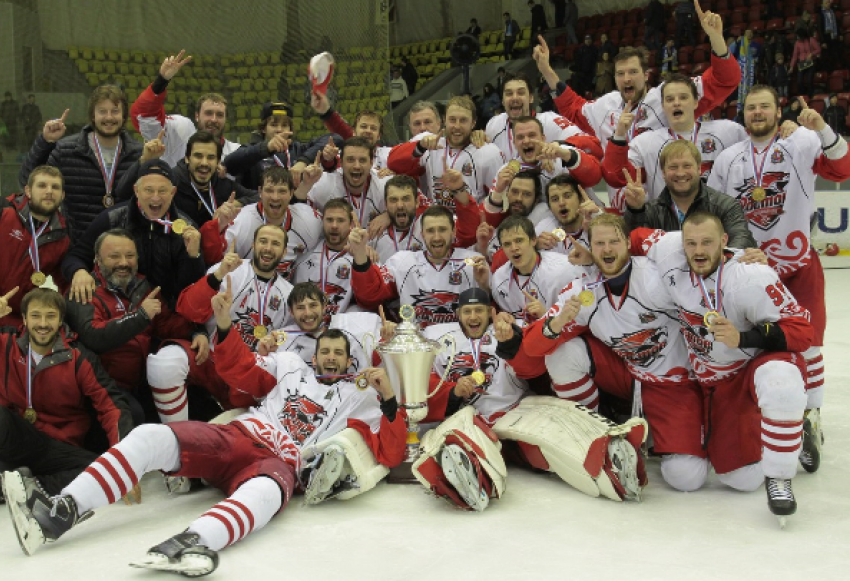 Хоккейный клуб «Ростов» впервые в своей истории стал чемпионом РХЛ 