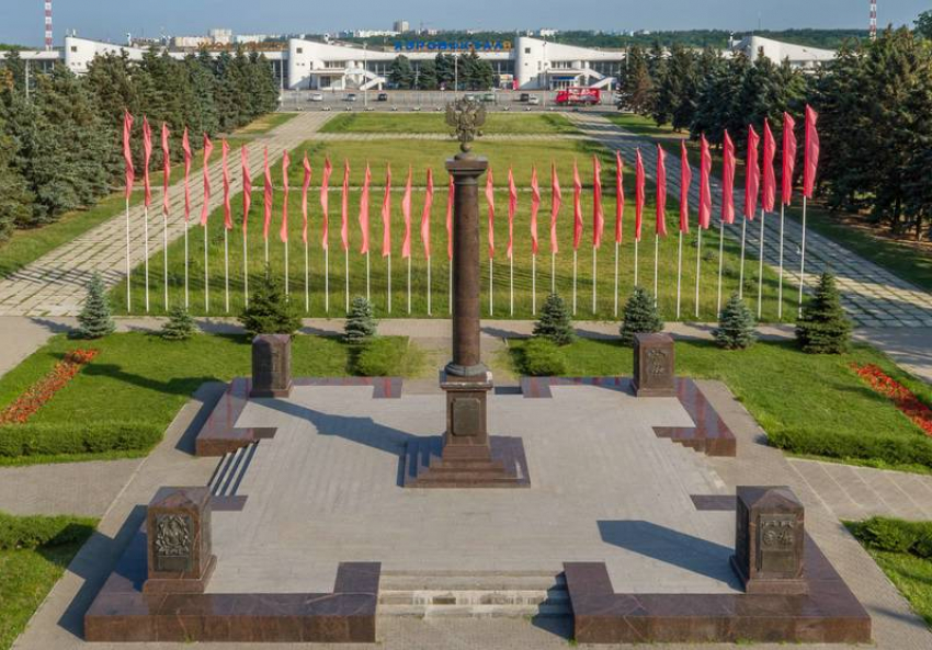 Календарь: 15 лет назад Ростов получил звание «Город воинской славы»