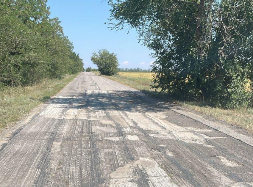 Дончанин призвал власти обратить внимание на состояние трассы возле Волгодонска после гибели детей