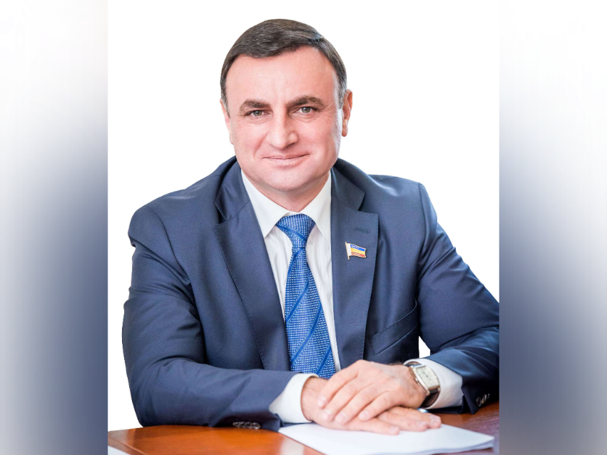 День рождения празднует бизнесмен Арутюн Сурмалян 