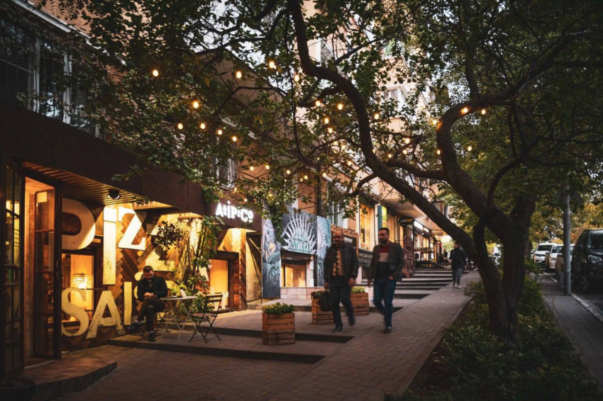 Слюсарь инициировал реформу уличной торговли в Ростовской области в соответствии с новыми стандартами