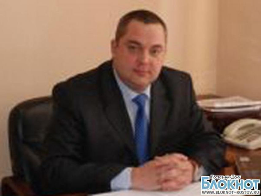 Заместитель мэра Азова Сергей Авдошин уволен из-за отсутствия высшего образования 