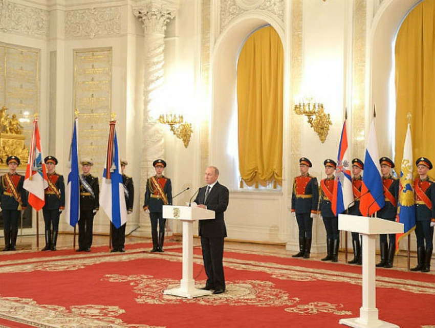 Орденом Суворова наградил Путин Южный военный округ, в который входит Ростовская область