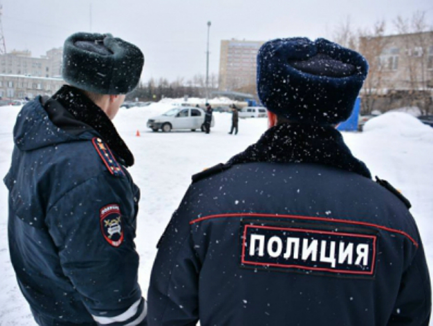 Учеников школ Ростова отправили домой из-за угрозы взрыва
