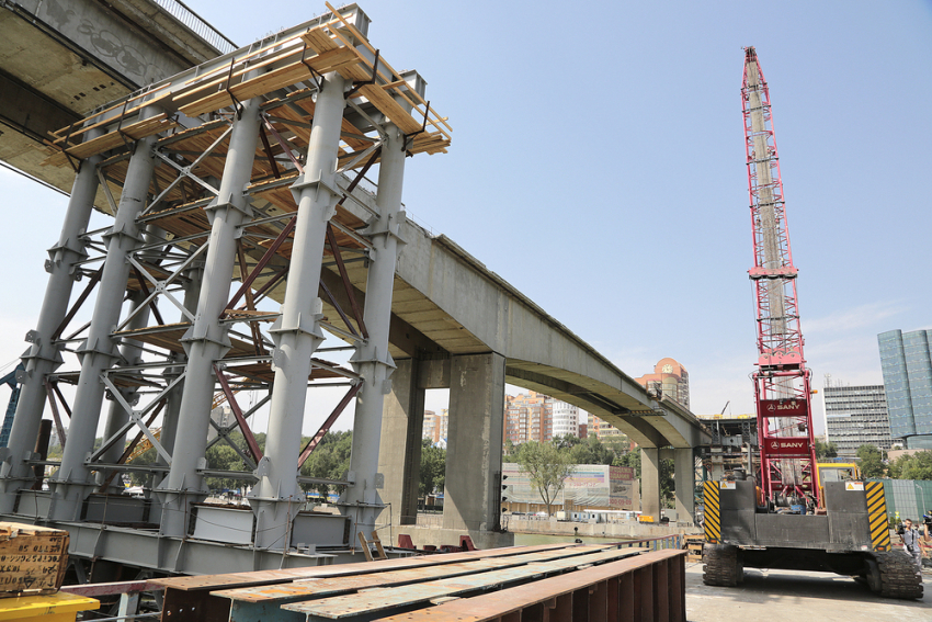 Строительство Ворошиловского моста в Ростове  под угрозой 