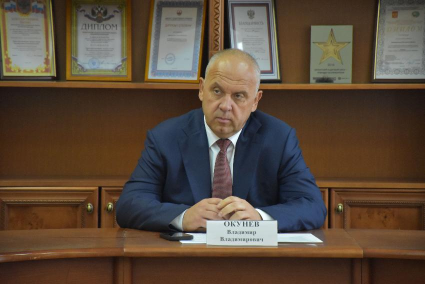 Генеральная прокуратура требует изъять все имущество и более 85 миллионов вице-губернатора Окунева и его заместителя