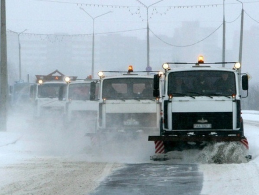 Власти Ростова-на-Дону к зимнему сезону закупят новую снегоуборочную технику