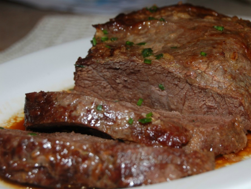 Жареную говядину и творог отобрали у прилетевших в Ростов иностранцев в аэропорту «Платов»