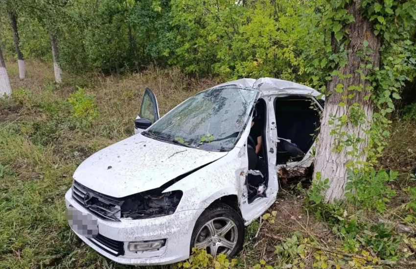 Один человек погиб, двое пострадали в аварии на М-4 в Ростовской области