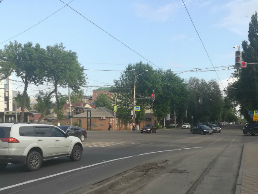 Долгожданная разметка спасла трамваи Ростова от затейливых автохамов
