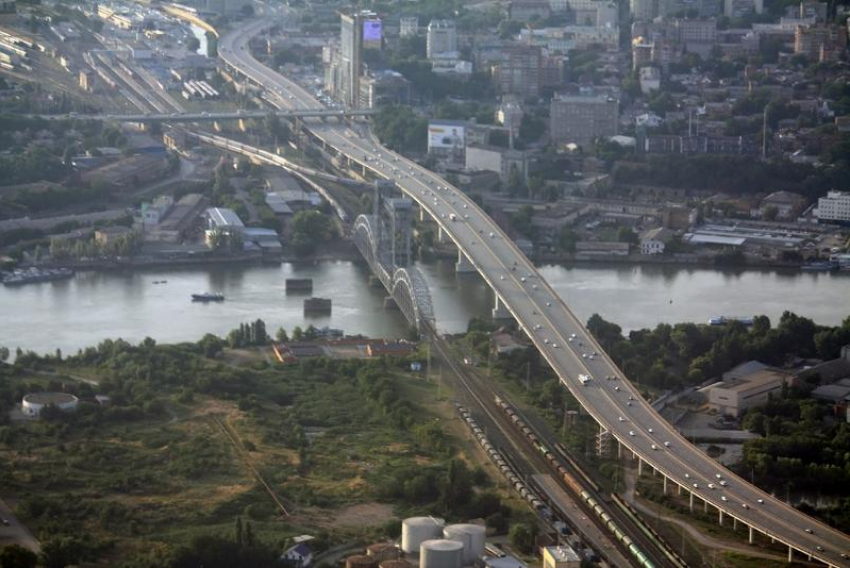 Начало нового пути: десять лет назад в Ростове открыли Темерницкий мост