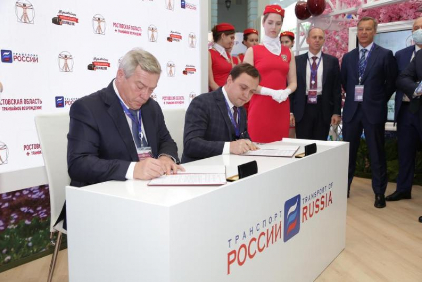 Голубев подписал соглашение с «Синарой» о создании в Ростове скоростного трамвая