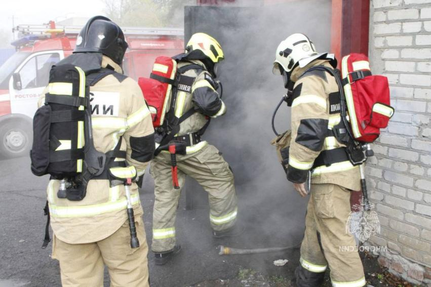 В последний день года донские спасатели ликвидировали десятки происшествий