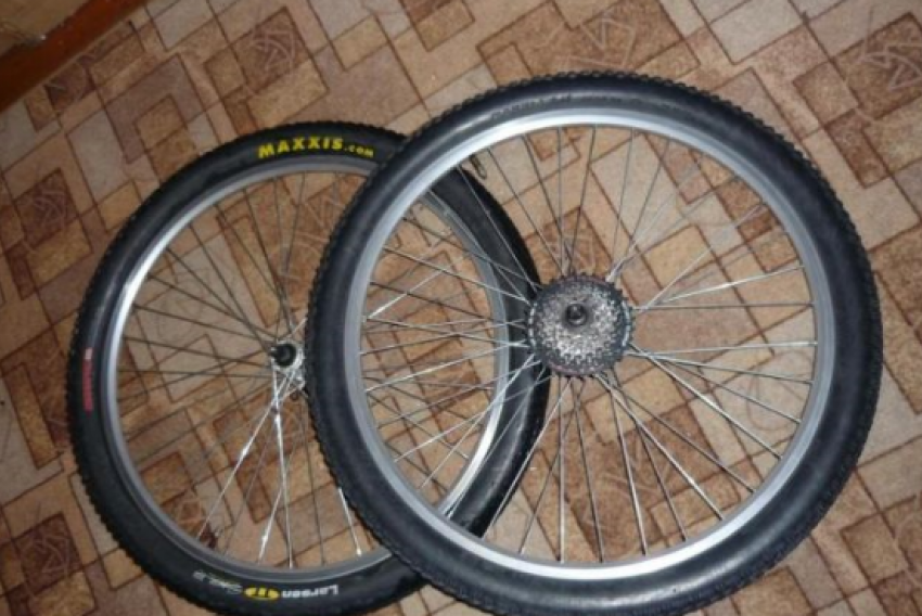 В Ростове 25-летний парень промышлял кражами велосипедных колес