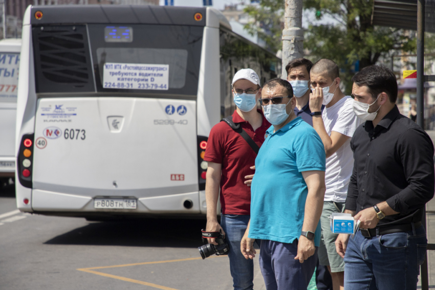 За прошедшую неделю в Ростове наказали 19 водителей автобусов, нарушивших масочный режим