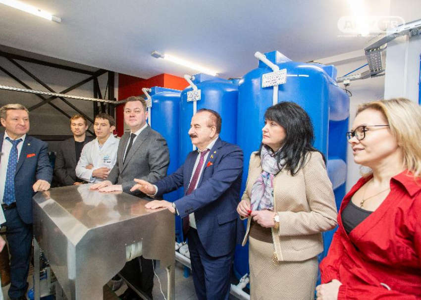 Лабораторию по производству собственной питьевой воды открыли  в ДГТУ   