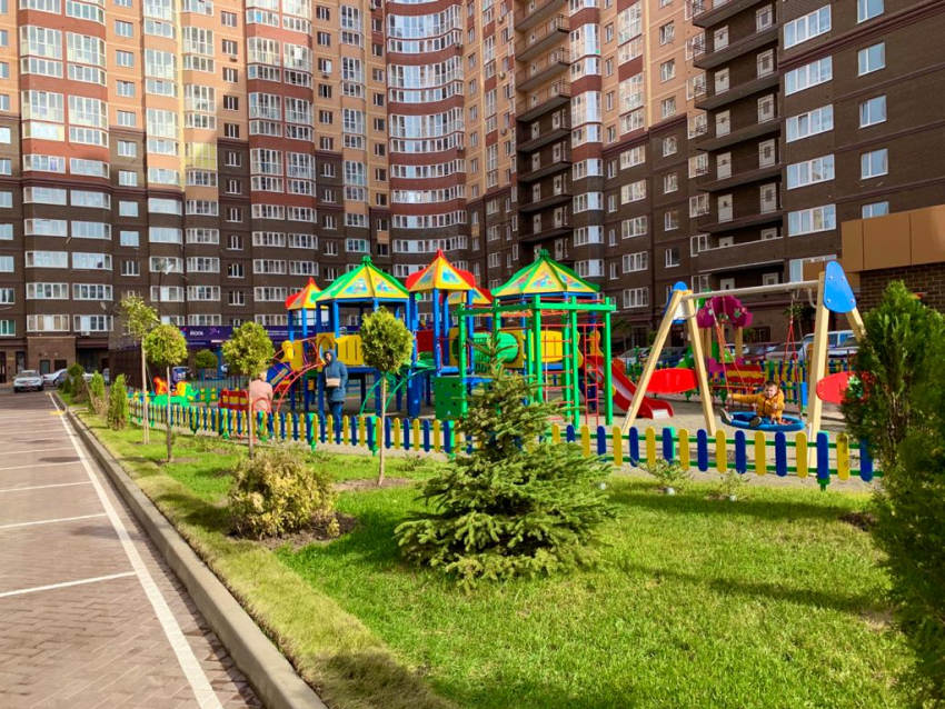 Более 350 семей стали жильцами нового дома в экорайоне «Вересаево»